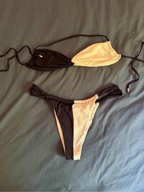 Monday Swimwear Tamarina Top/ Malta bottom black/ivory (size large)